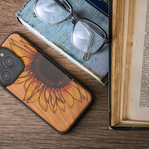 Husa Kwmobile pentru Apple iPhone 15 Pro, Multicolor, Lemn/Silicon, KWM000020EI004C