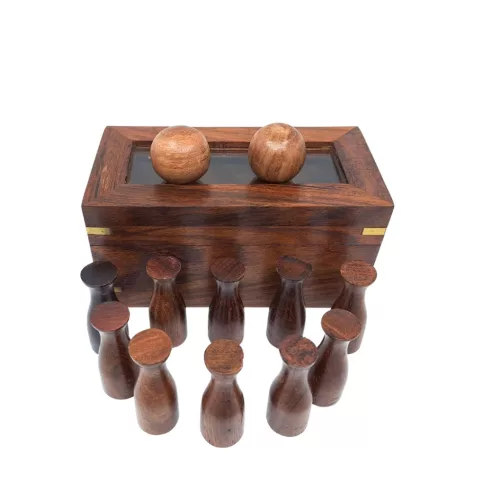 Set Mini Bowling Giftdeco SE08, lemn, sticla si alama, cutie 15 x 7,5 x 8 cm