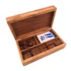 Set 3 jocuri tradiționale Giftdeco DNU-011, cărți, zaruri și domino, cutie din lemn de acacia