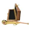 Fluier de comandă decorativ Giftdeco NC103186, alamă și cutie din lemn, 12,5 cm