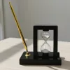 Set de birou Giftdeco 121W cu clepsidră 3 minute și suport pentru pixuri, MDF și sticlă