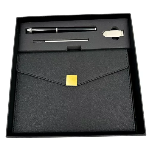Cutie cadou Giftdeco EE9, piele, 23 x 23 cm, stil modern, clasic