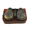 Binoclu decorativ Giftdeco BN863, alamă cu finisaj antichizat, husă din piele, 13 x 8 cm