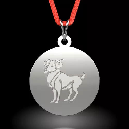 Pandantiv din argint cu snur model Berbec